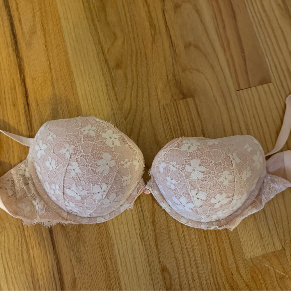 Victoria's Secret Pink Lace Push Up Bra